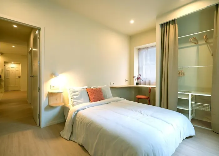 Mina Nai Apartment