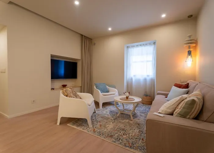 Mina Nai Apartment