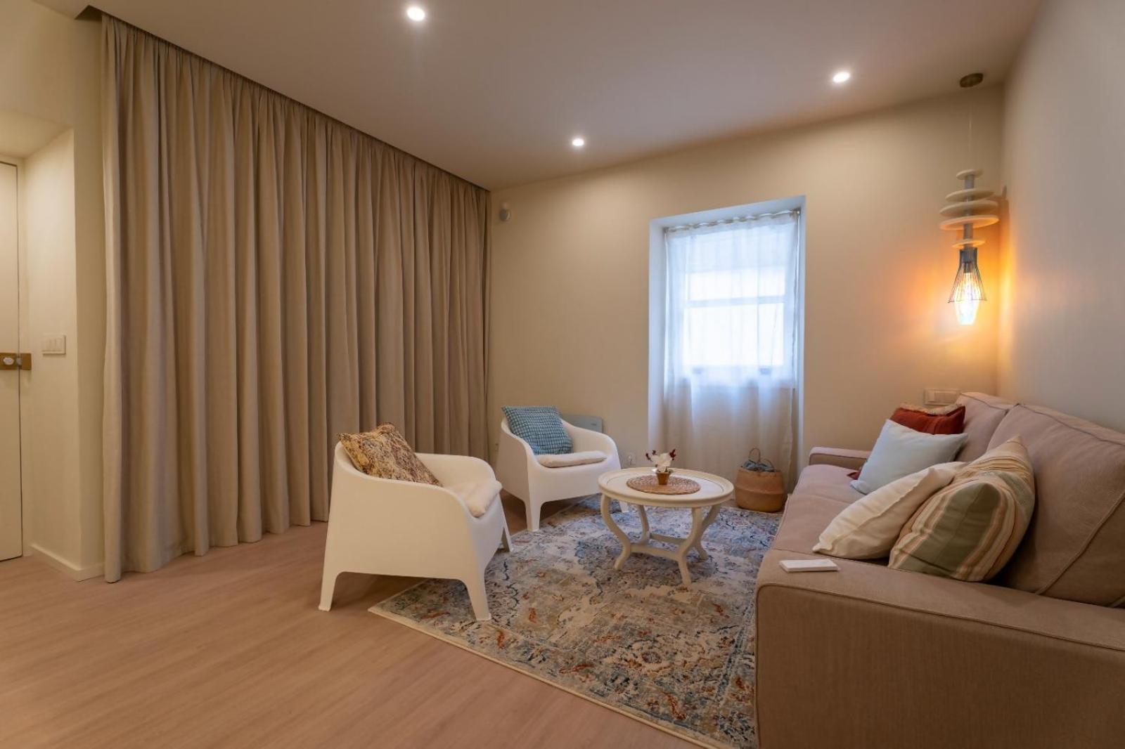 Apartament Mina Nai